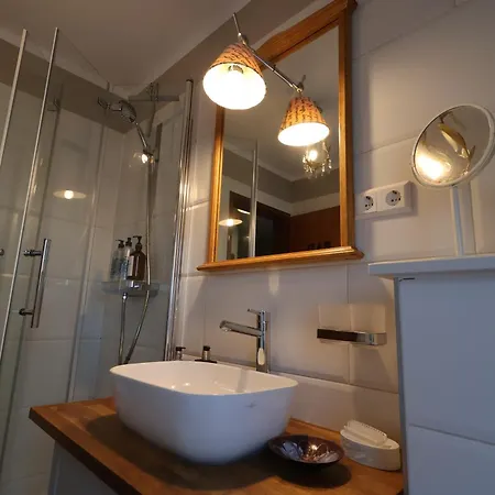 2-zimmer Bahnhofsnaehe - Self-check-in - Kinderfreundlich - Balkon - Kaffeeautomat